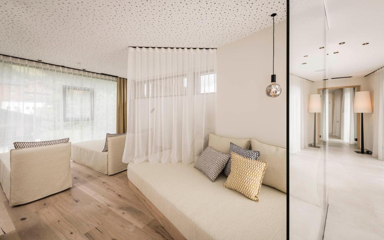 Stoa - Elegant & Romantic Guest House - "Adults Only" Сан-Віджиліо-ді-Мареббе Екстер'єр фото
